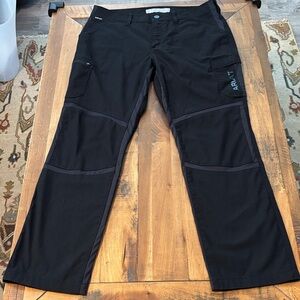 ARIAT Men's Rebar Durastretch
Ripstop Cargo Straight Leg 31R